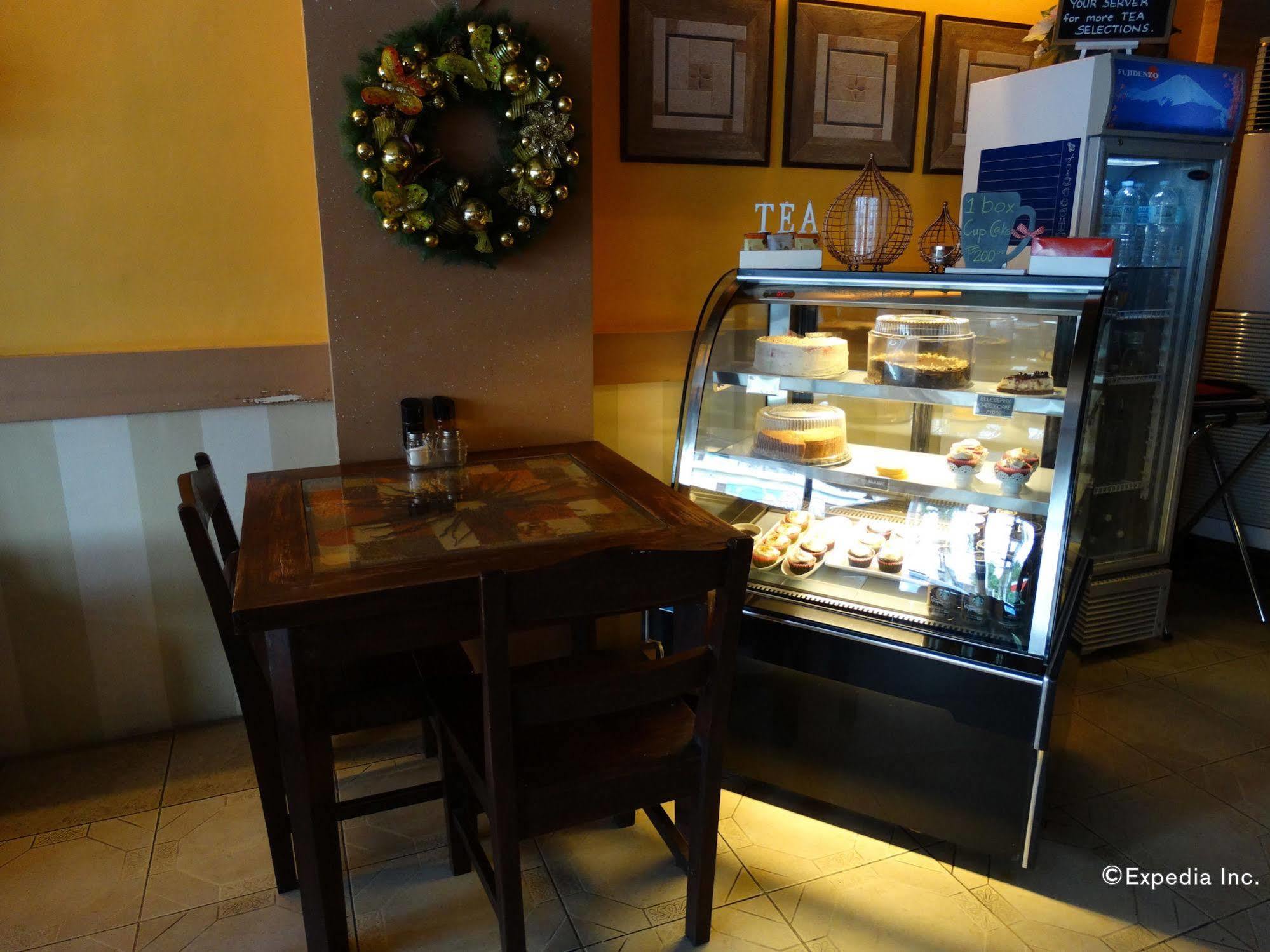 Sun Avenue Tourist Inn & Cafe Tagbilaran Dış mekan fotoğraf